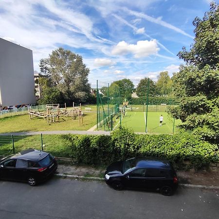 Room & Parking In Shared Appartment With Proprietor L 25 Mins From Paris Gare Du Nord, Cdg Airport & Stade De France Montmagny Zewnętrze zdjęcie