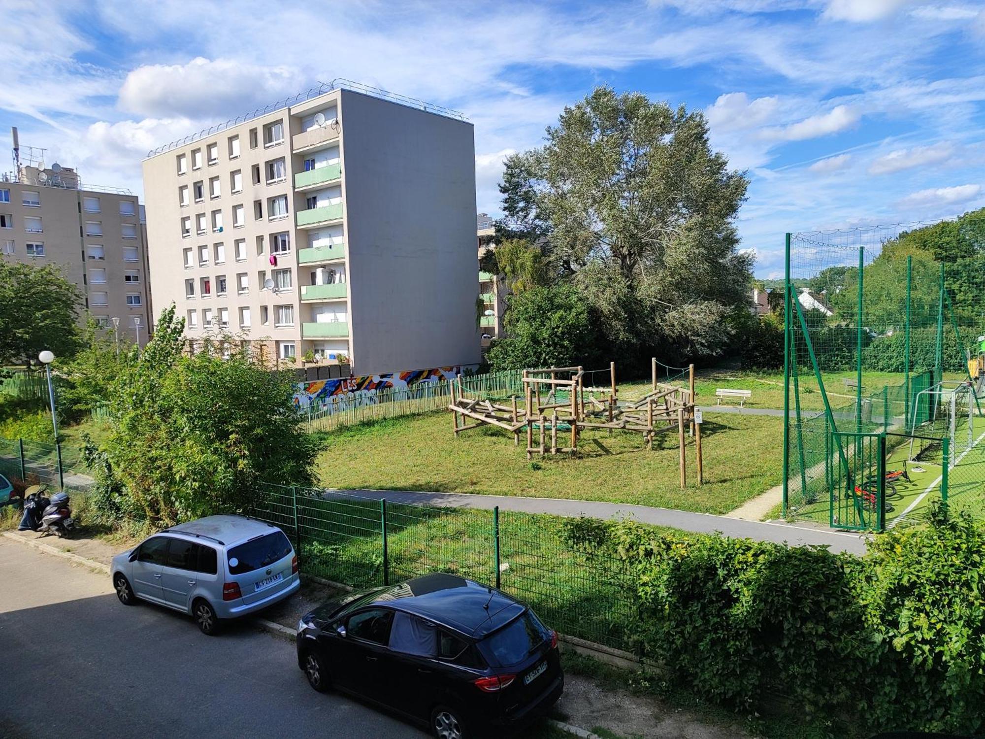 Room & Parking In Shared Appartment With Proprietor L 25 Mins From Paris Gare Du Nord, Cdg Airport & Stade De France Montmagny Zewnętrze zdjęcie